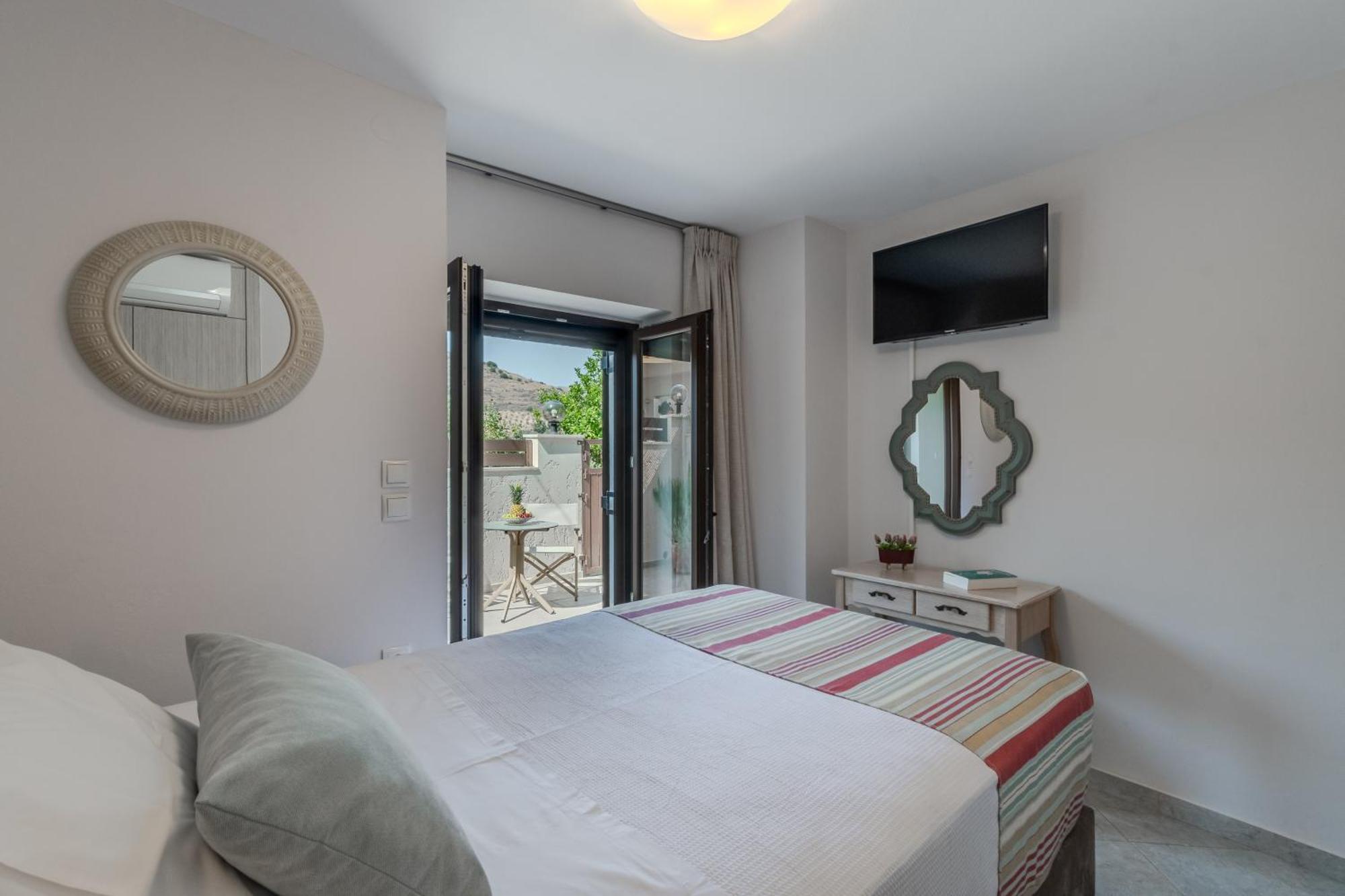 Casa Kastella, Private Jacuzzi & Bbq Facilities! Villa Angouselianá Exteriör bild