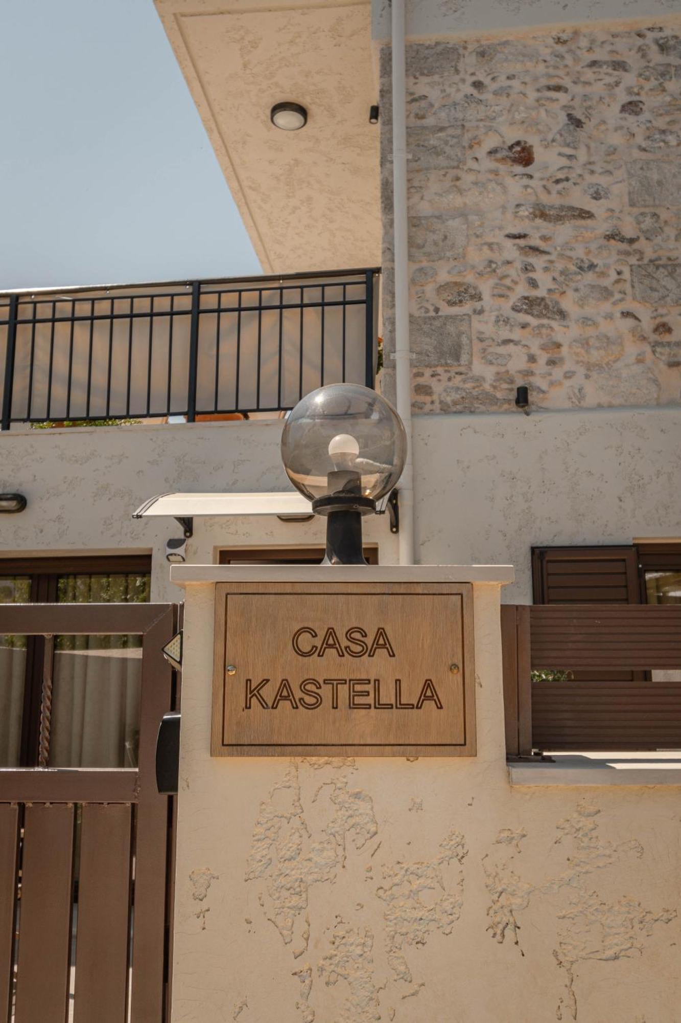 Casa Kastella, Private Jacuzzi & Bbq Facilities! Villa Angouselianá Exteriör bild